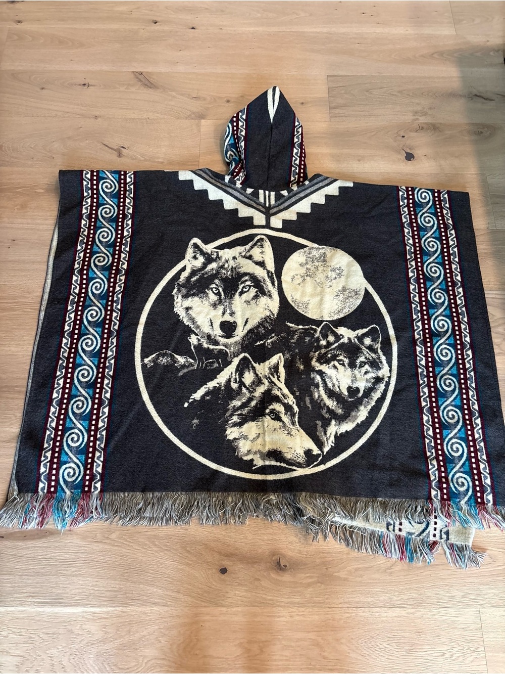 Cozy Alpaca Poncho, Warm, Unisex, Native American Wolf Festival Full Moon, OS